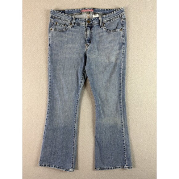 Levis 518 Superlow Jeans Women 34x30 Blue Bootcut Fading Sz Tag 13 S - Picture 2 of 13